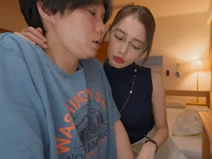 Hiển thị người nổi tiếng hàng đầu trên internet "Eunice" kiệt tác cốt truyện mới nhất sau khi say rượu và thoát y để quyến rũ nhiếp ảnh gia nam mô phỏng tình dục bằng miệng